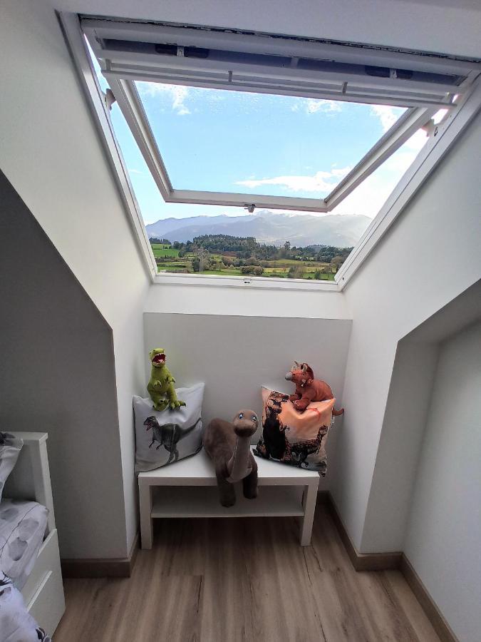 Duplex Con Vistas Al Picu Pienzu, Colunga Apartamento Exterior foto
